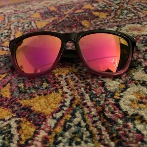 Hawkers polarized pink reflective sunglasses